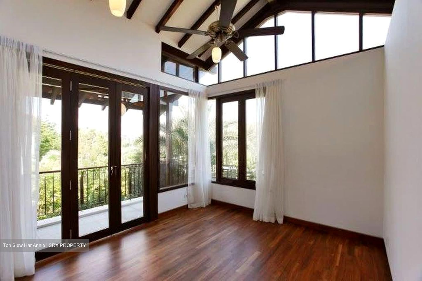 Ocean Drive (D4), Detached #584294291